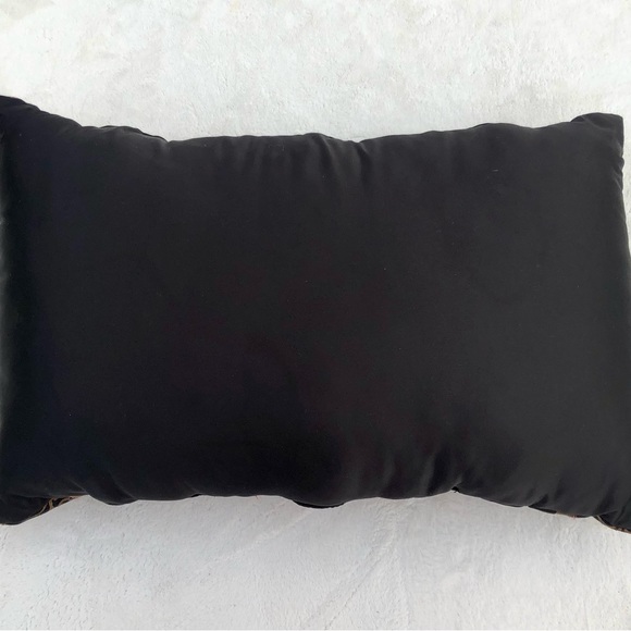 Jeffrey Fabrics Ruched Black Pillow Damask - Picture 8 of 10